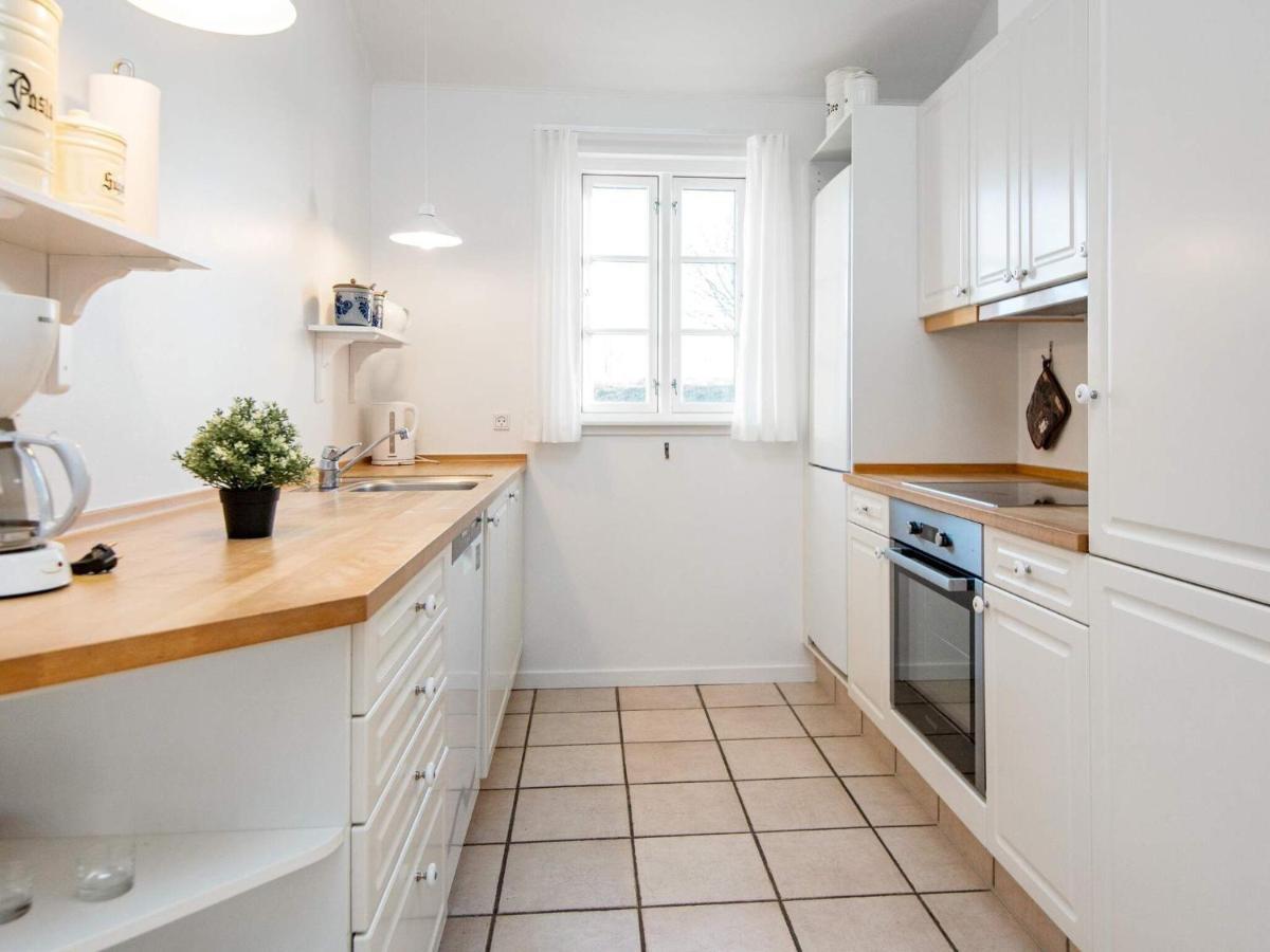 8 Person Holiday Home In Aabenraa Lojt Kirkeby ภายนอก รูปภาพ