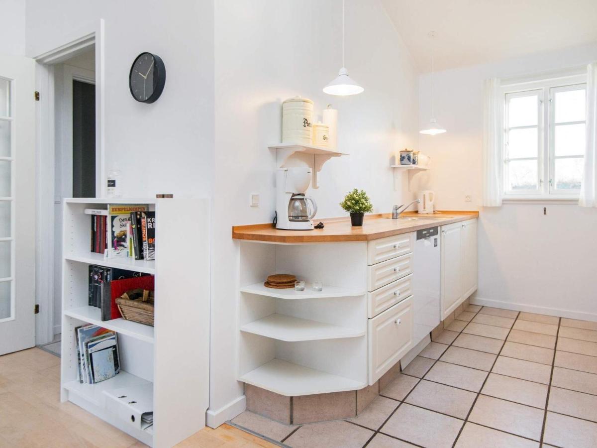 8 Person Holiday Home In Aabenraa Lojt Kirkeby ภายนอก รูปภาพ